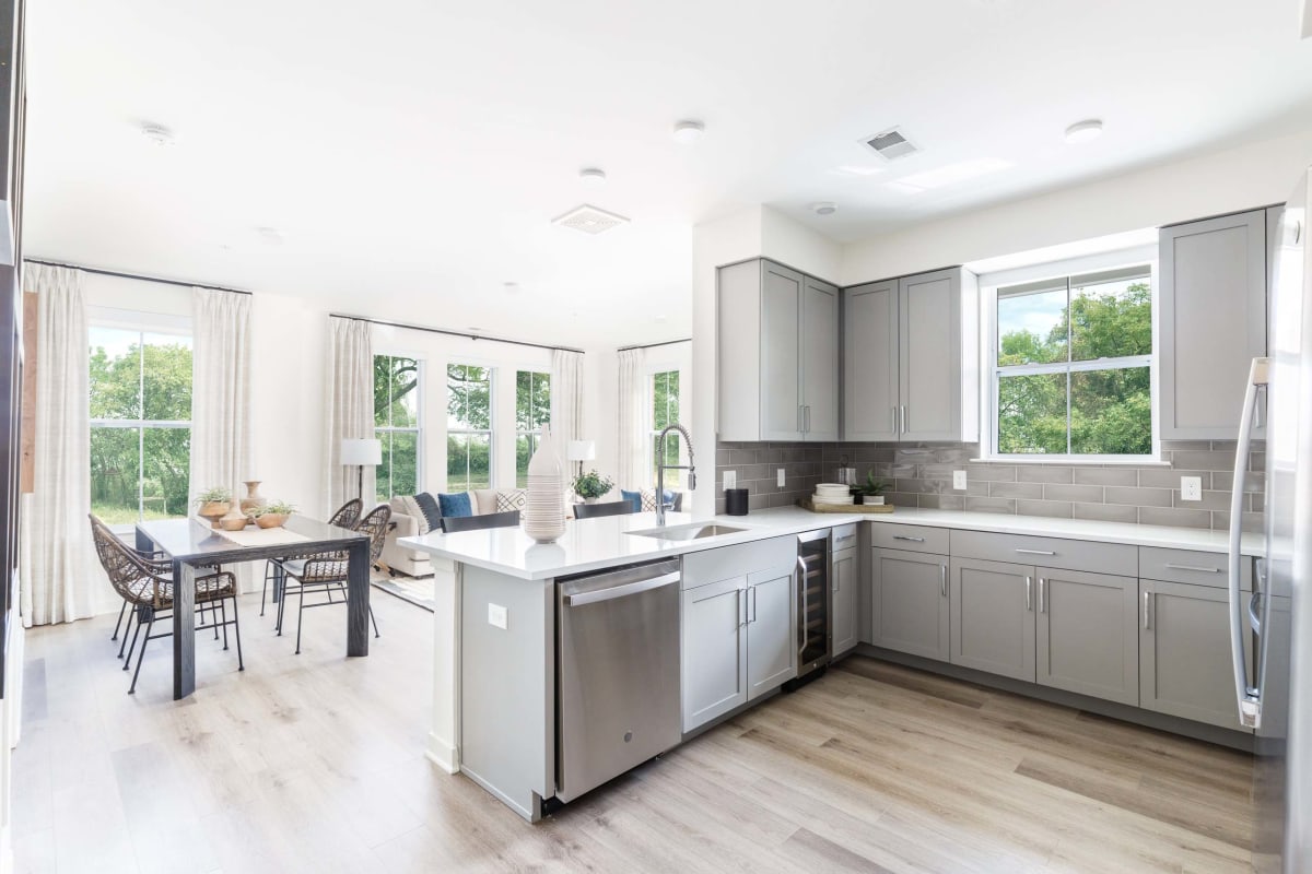 Apartments for Rent in Fairfield, New Jersey The Kingsley